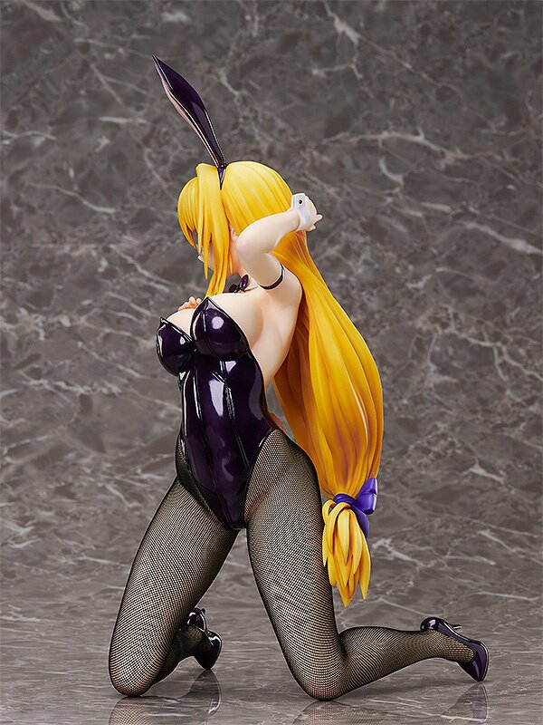 Haruna Sairenji Bare Leg Bunny Ver To Love-Ru Darkness Figure