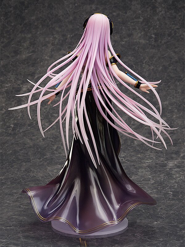 megurine luka v4x figure