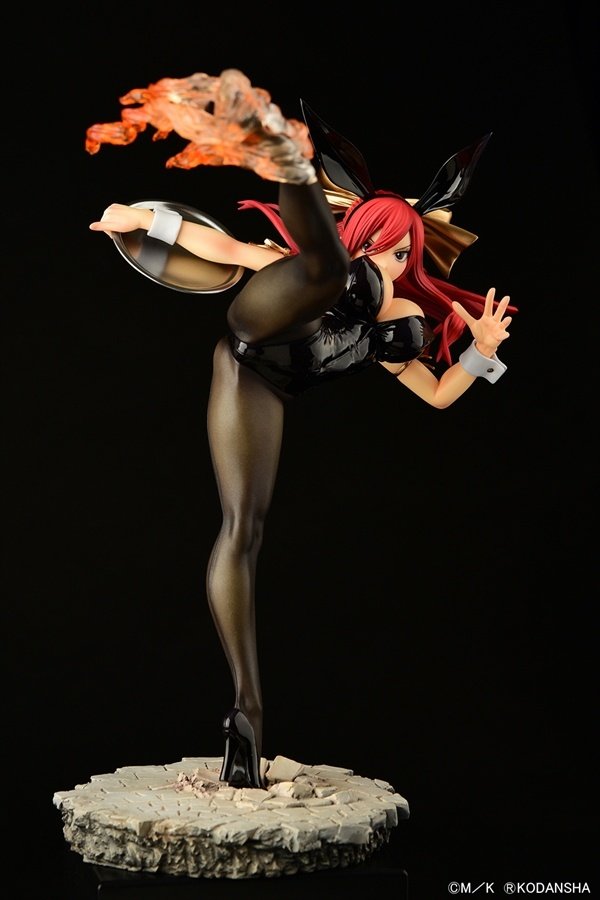Fairy Tail Erza Scarlet: High Kick Black Bunny Ver. 1/6 Scale