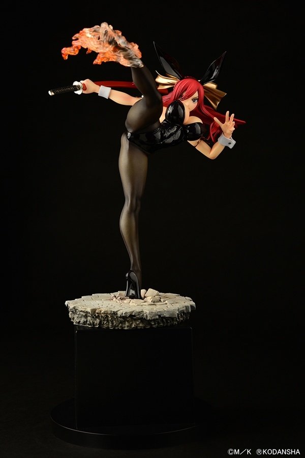 Fairy Tail Erza Scarlet: High Kick Black Bunny Ver. 1/6 Scale