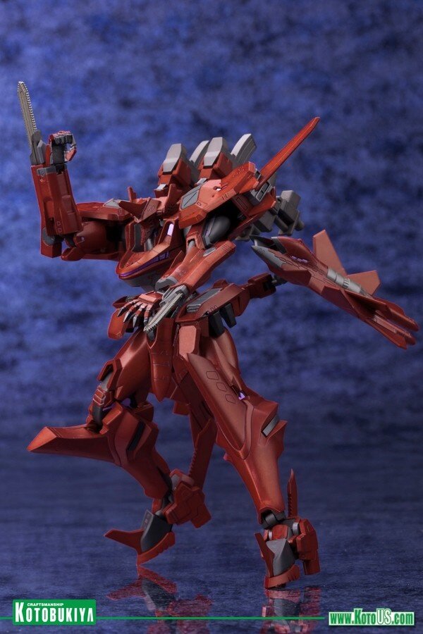 Muv-Luv Alternative: Total Eclipse SU-47PZX 1 Berkut Plastic Model