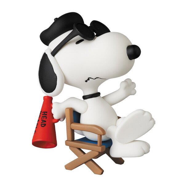 Ultra Detail Figure Peanuts Series 11: Film Director Snoopy: MEDICOM TOY -  Tokyo Otaku Mode (TOM)