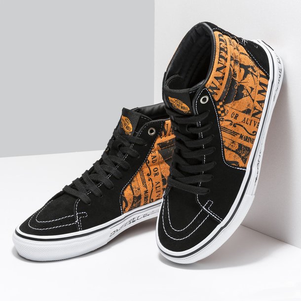 One Piece Unveils First Vans Collab Sneaker Collection! | Fashion News |  Tokyo Otaku Mode (TOM) Shop: Figures & Merch From Japan
