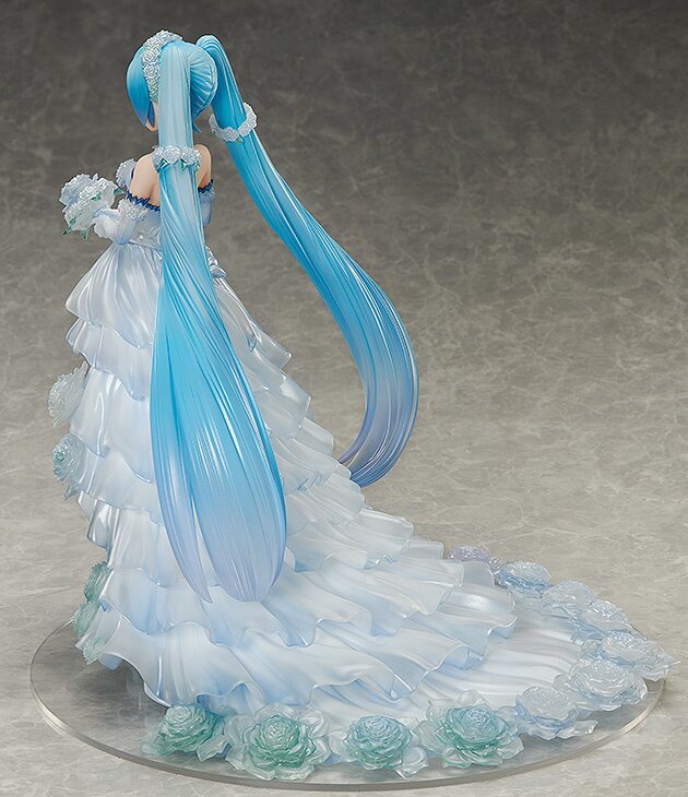 wedding miku figure