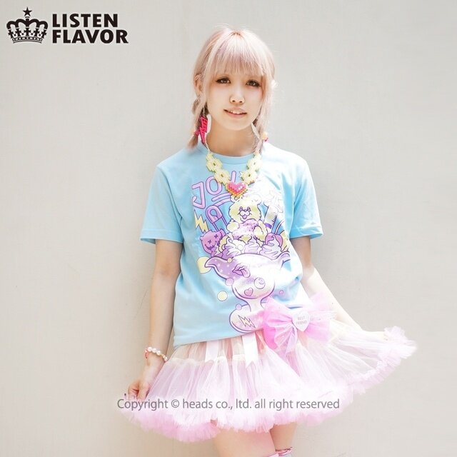 LISTEN FLAVOR Pastel Bear Fancy Parfait T-Shirt: Listen