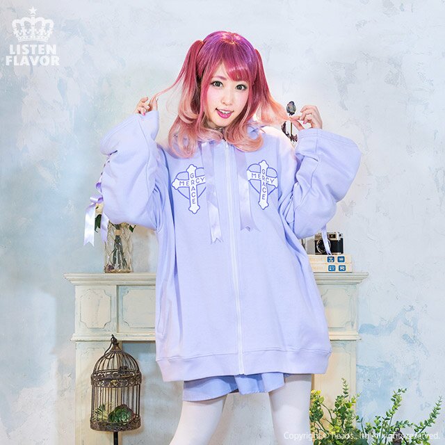LISTEN FLAVOR Heart Cross Lace-Up Ribbon Hoodie - Tokyo