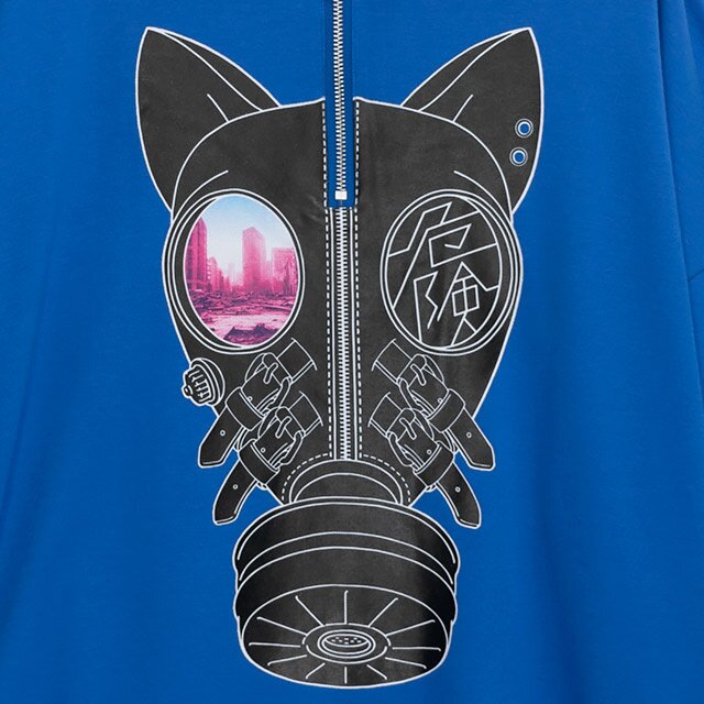LISTEN FLAVOR Cat-Type Gas Mask Layered-Style Hoodie: Listen