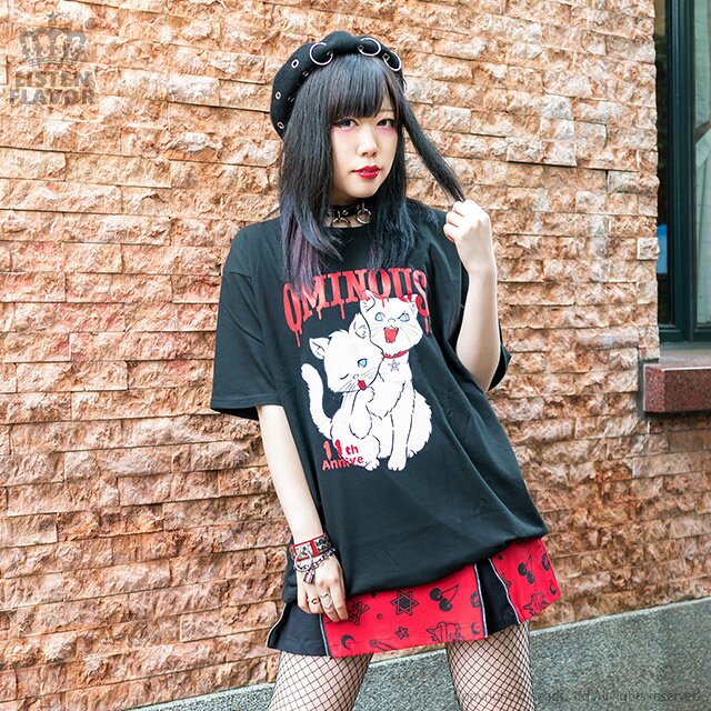 LISTEN FLAVOR 2-Headed Cat Big T-Shirt - Tokyo Otaku Mode (TOM)