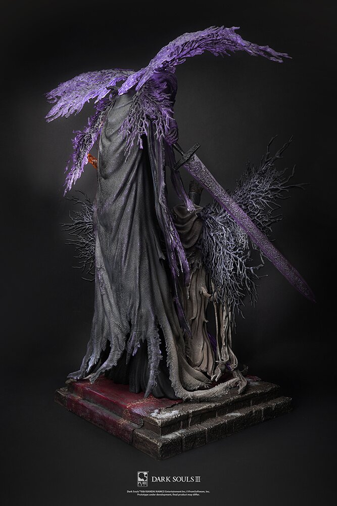 Dark Souls III Pontiff Sulyvahn: Deluxe Edition 1/7 Scale Statue