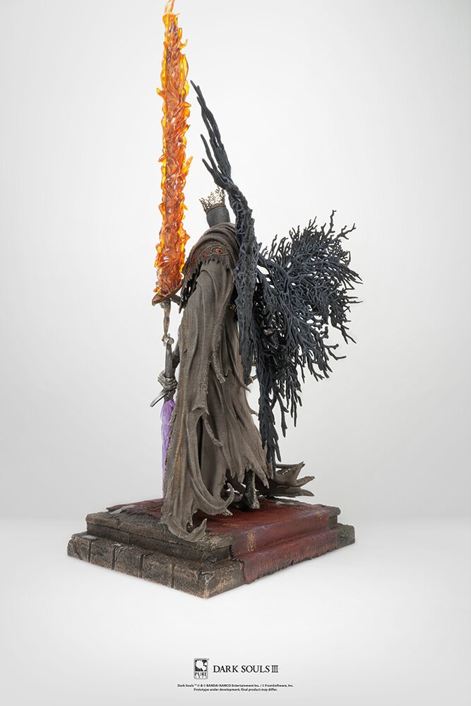 Dark Souls III Pontiff Sulyvahn: Standard Edition 1/7 Scale Statue