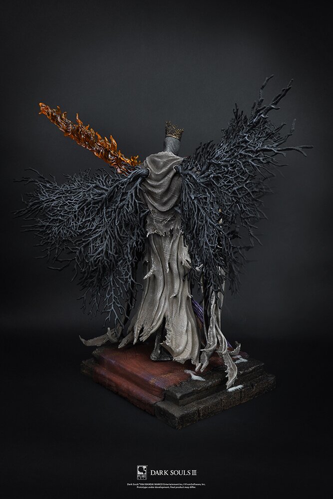 Dark Souls III Pontiff Sulyvahn: Standard Edition 1/7 Scale Statue