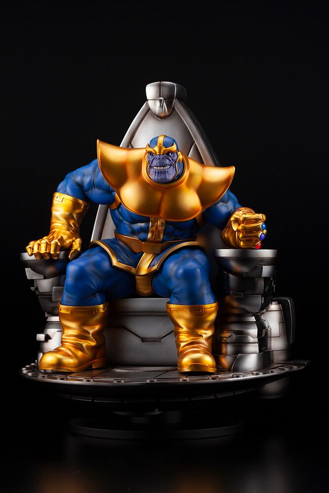 Marvel Diamond Select Thanos with Infinity Gauntlet Action Figure 