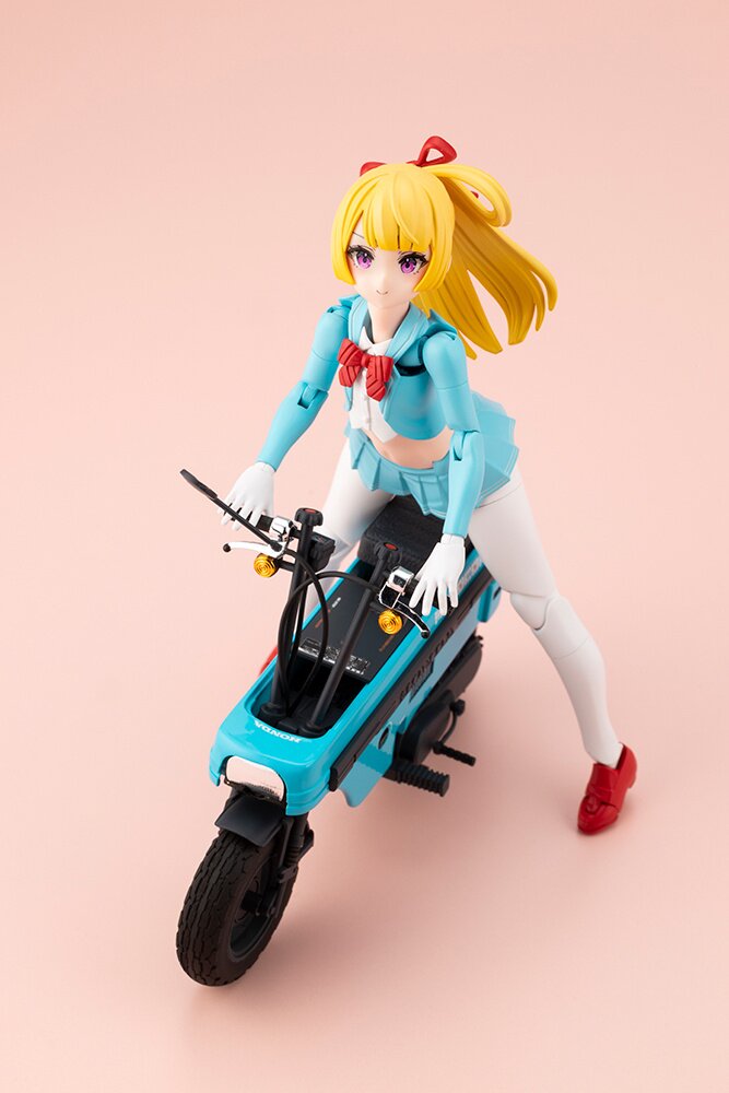 Megami Device Buster Doll Knight: Alice w/ Honda AB12 Motocompo