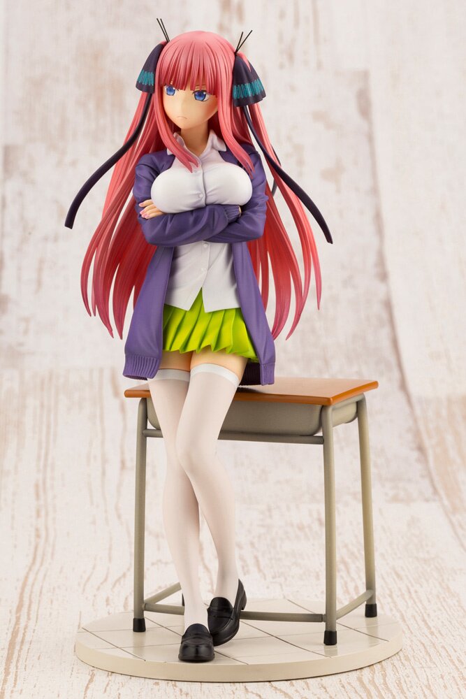 nino quintuplets figure