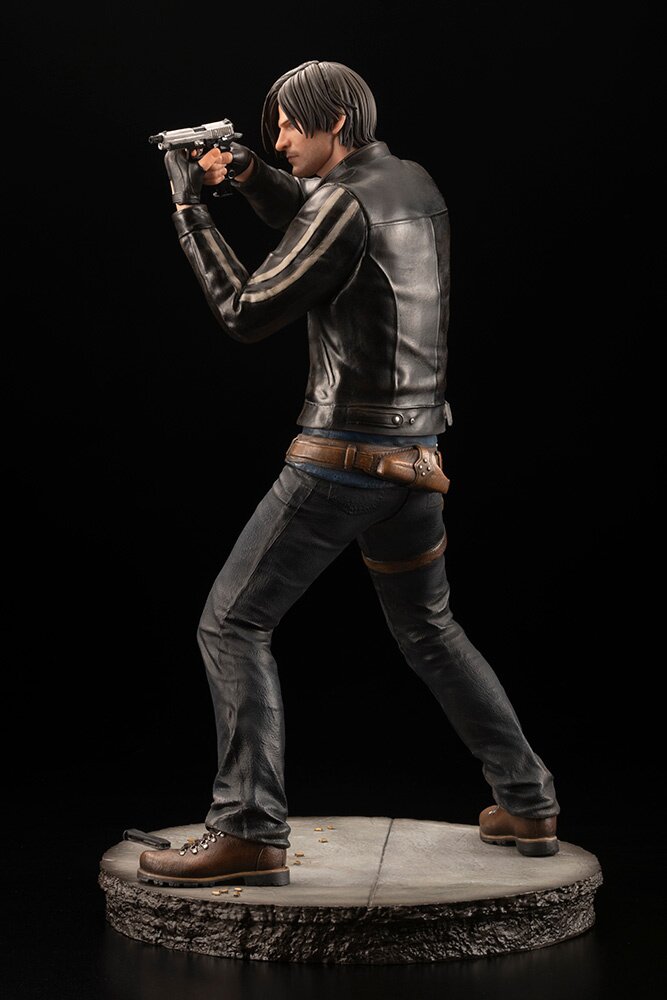 バイオハザード RE4  レオン フィギュア新品