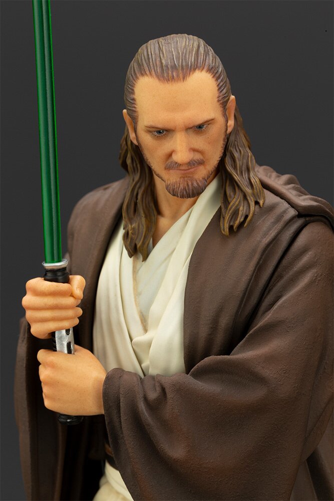 Star Wars™ Qui-Gon Jinn Lightsaber