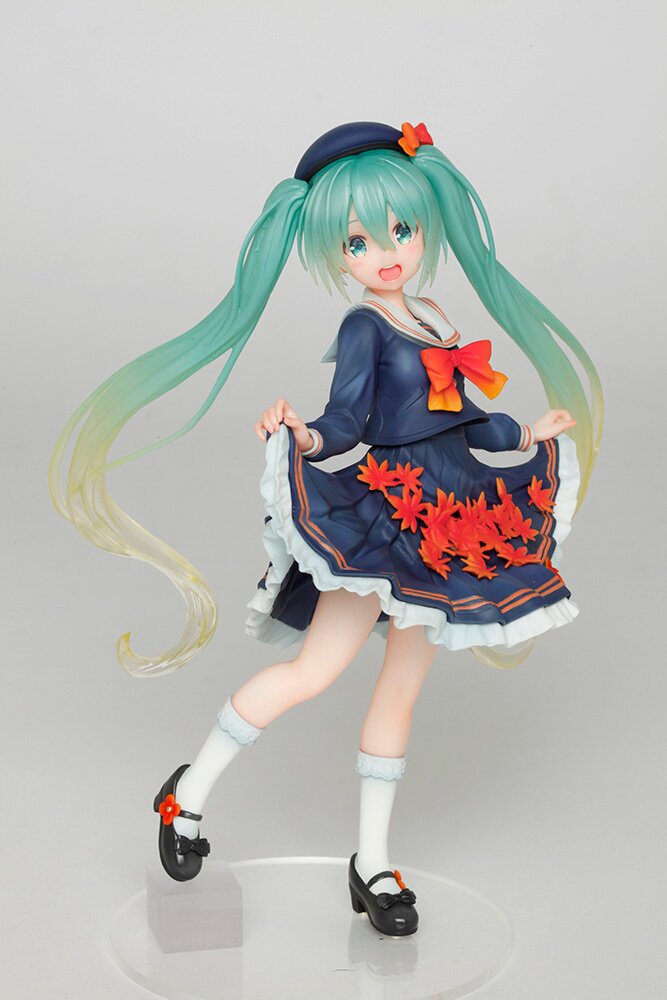 Hatsune Miku]: 3rd Season Autumn Ver. Non-Scale Figure: Taito