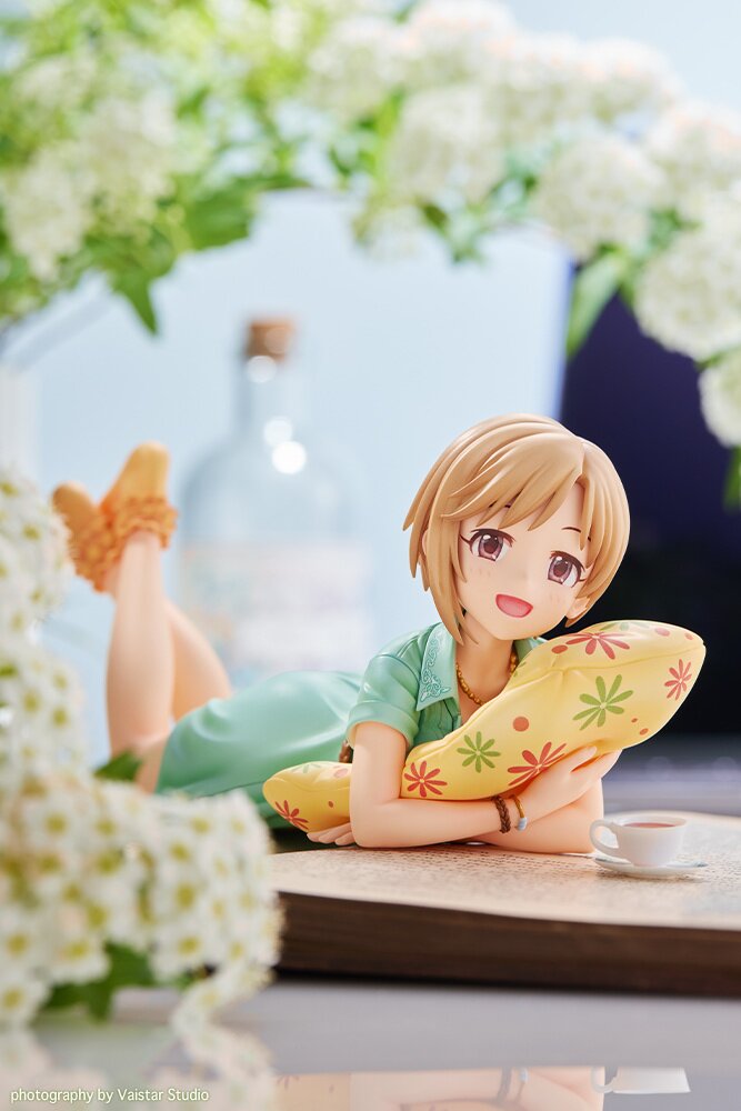 The Idolm@ster Cinderella Girls Yumi Aiba: Off Stage 1/8 Scale Figure