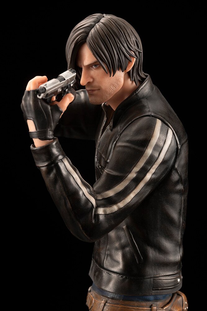 超希少　入手困難　Resident Evil Limited Edition RESIDENT EVIL LIMITED EDITION TYRANT STATUE FIGURE HORROR