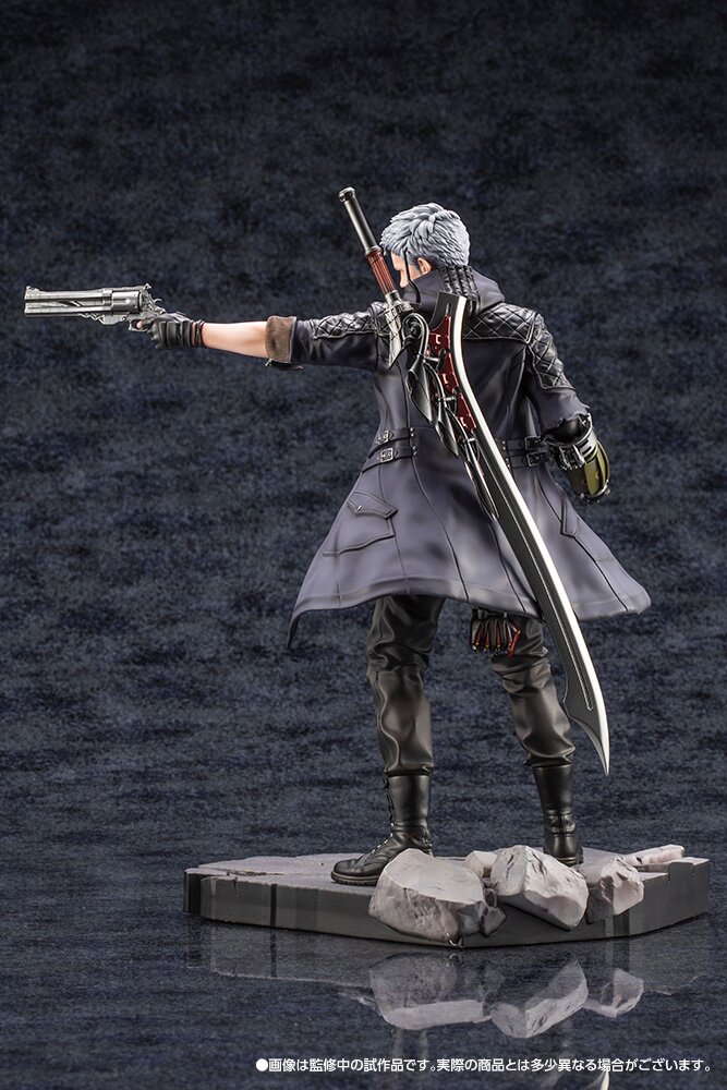 Play Arts Devil May Cry 4 Kai Action Figure Nero