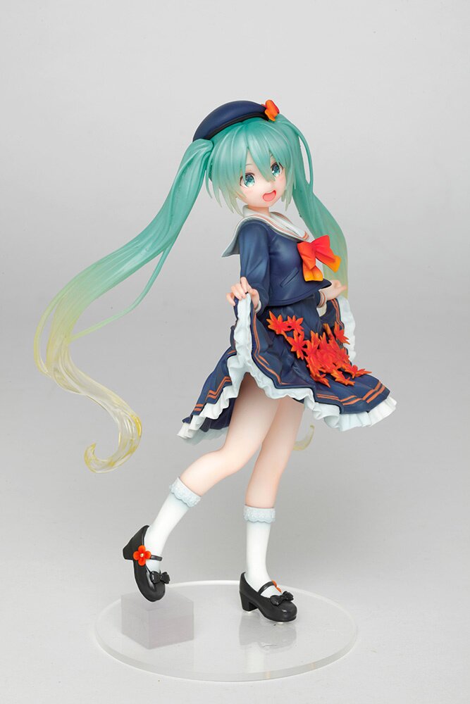 Hatsune Miku]: 3rd Season Autumn Ver. Non-Scale Figure: Taito