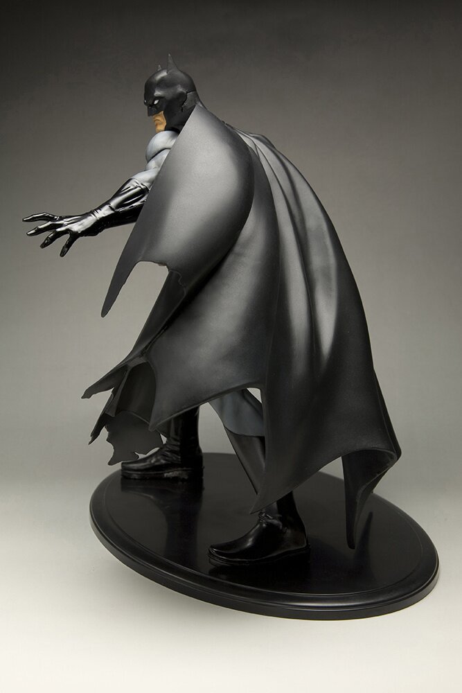 batman black costume artfx statue