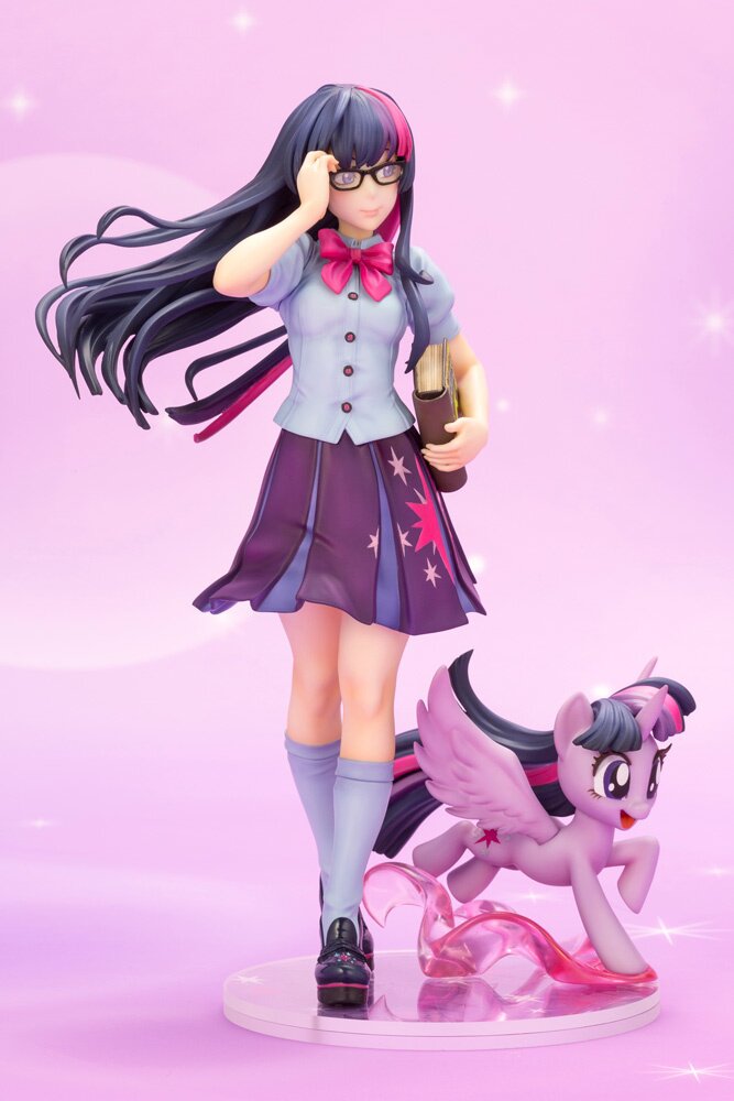 Kotobukiya My Little Pony Bishoujo Series Princess Luna and Princess  Celestia figures  YouLoveItcom