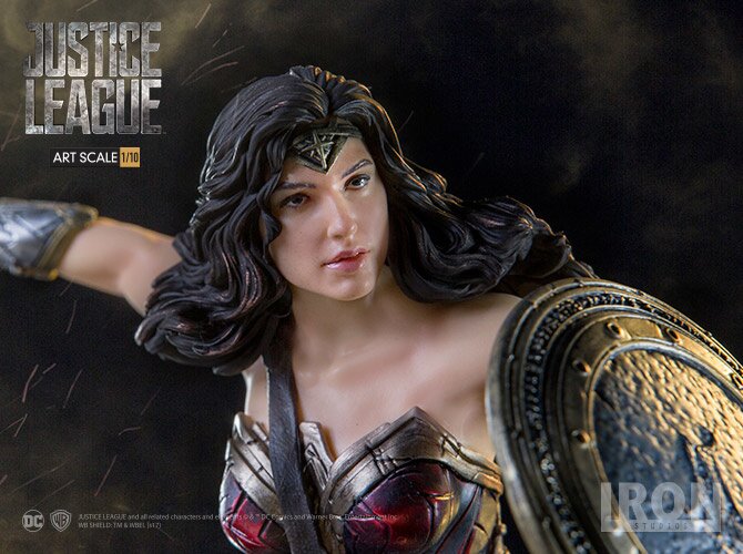 Art Scale Justice League Wonder Woman Figure: DC Comics: DC Comics