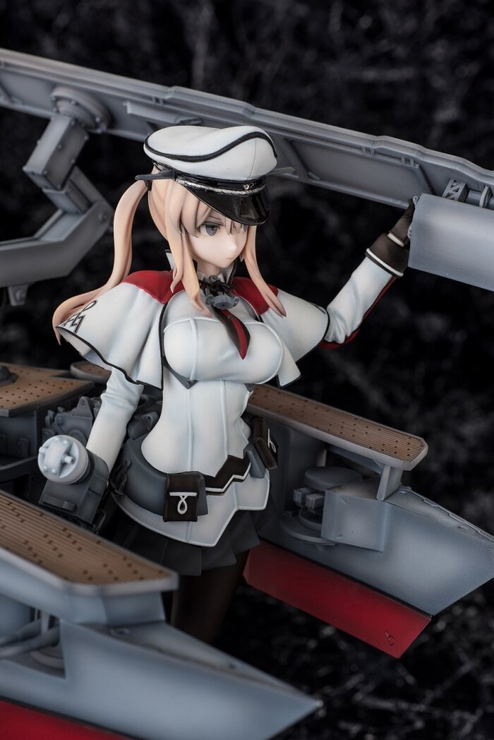 azur lane graf zeppelin figure
