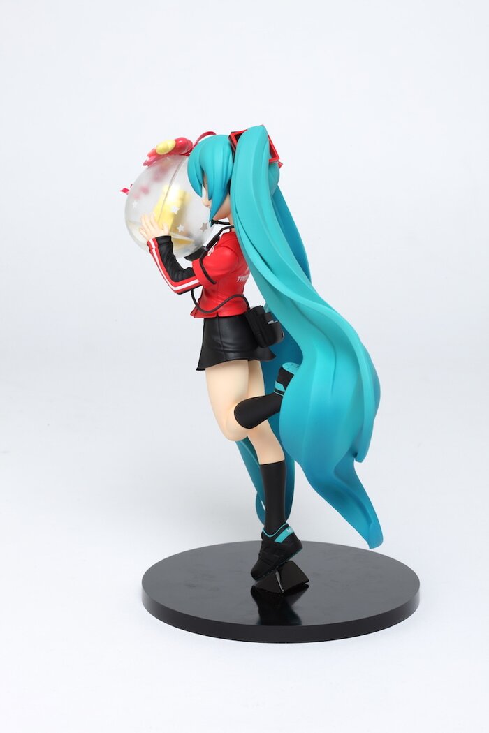 miku taito uniform figure