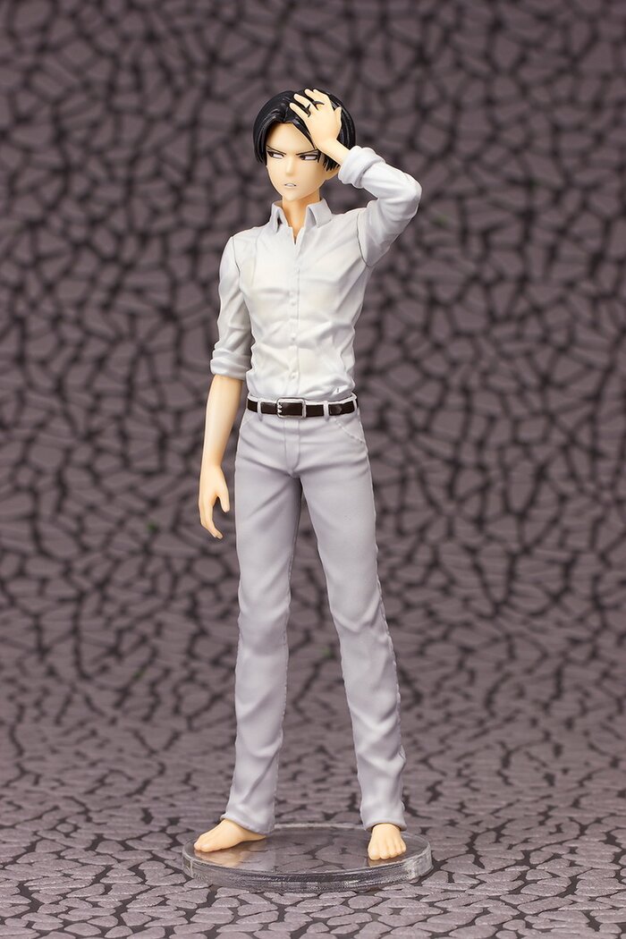 levi figure life size