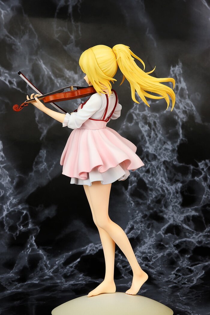 figure kaori