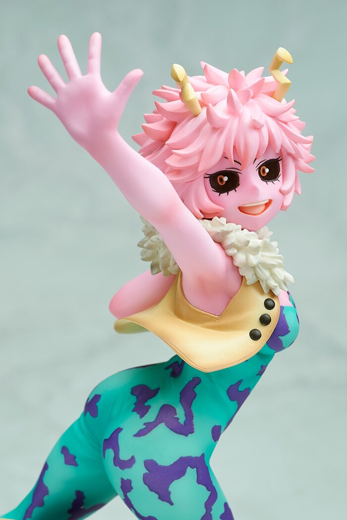 mina ashido suit