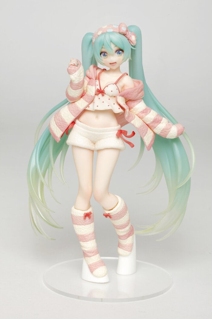 miku roomwear