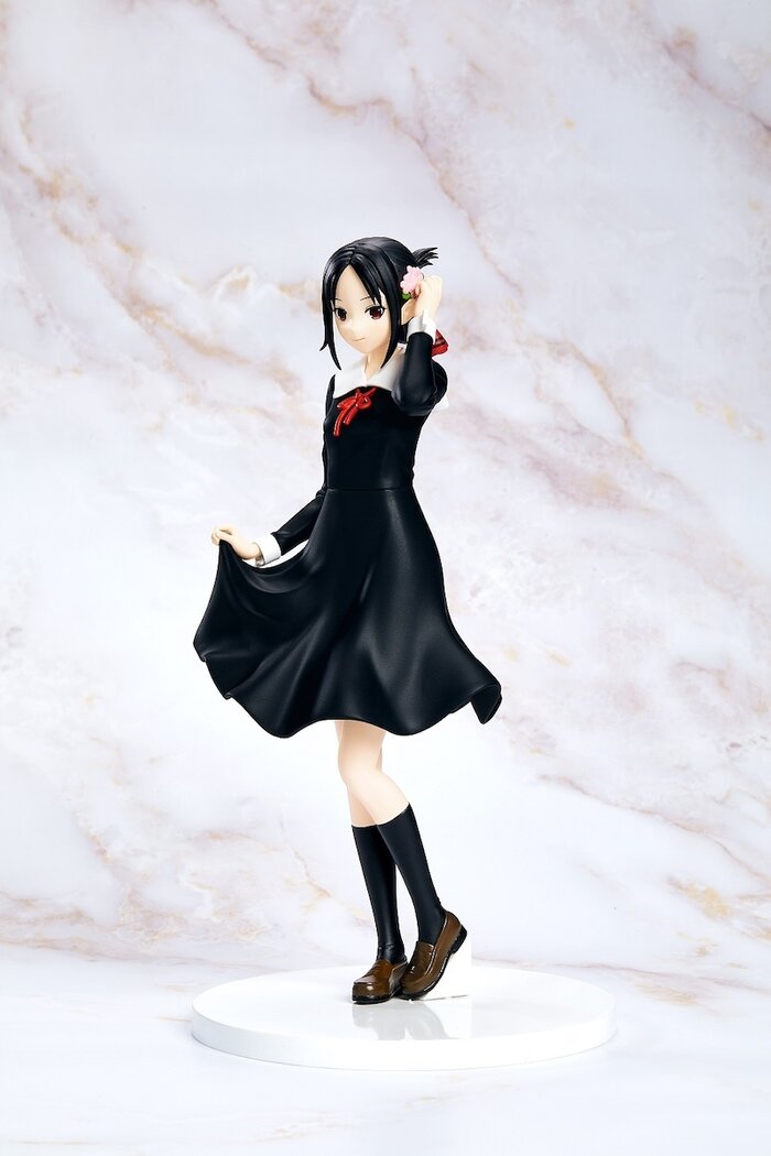 kaguya sama bunny figure