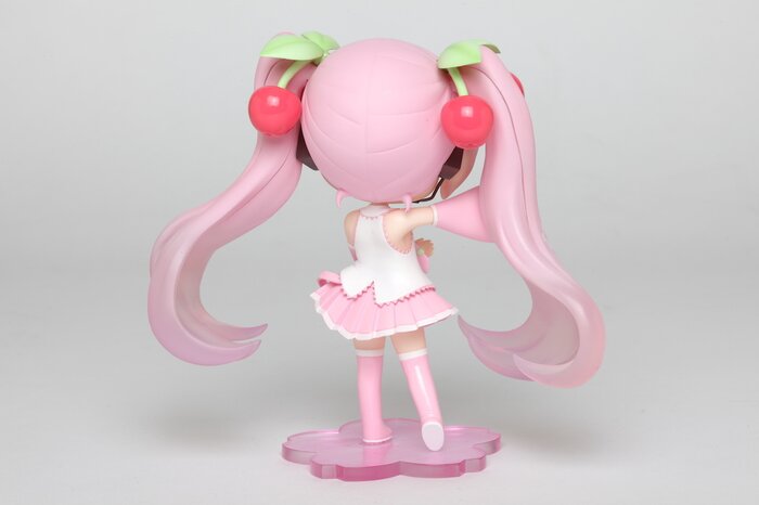 hatsune miku doll crystal figure