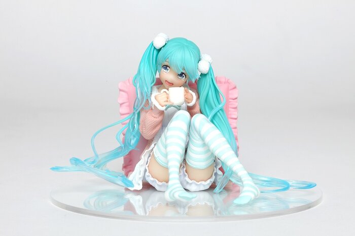 hatsune miku room wear ver