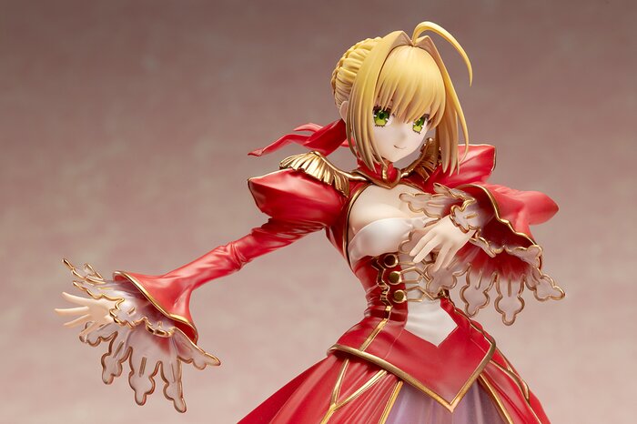 saber nero figure