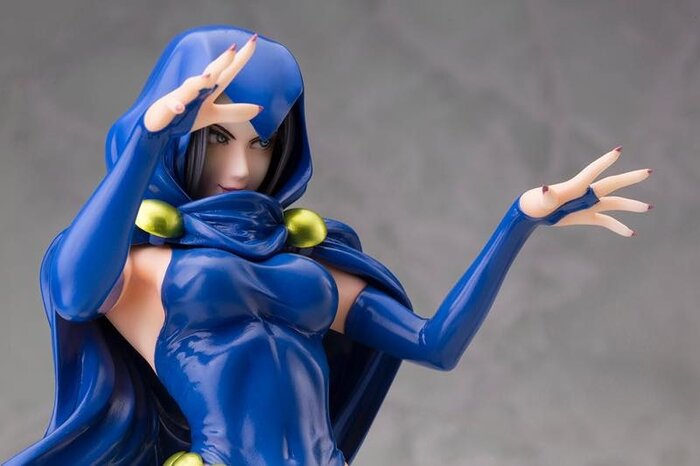 raven bishoujo statue