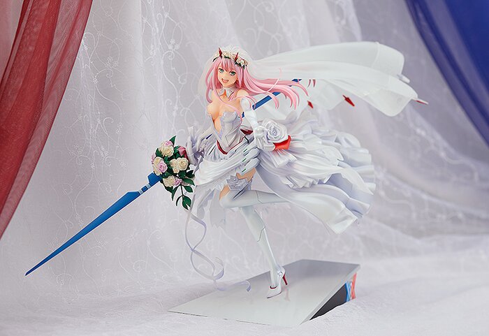 darling in the franxx scale figure