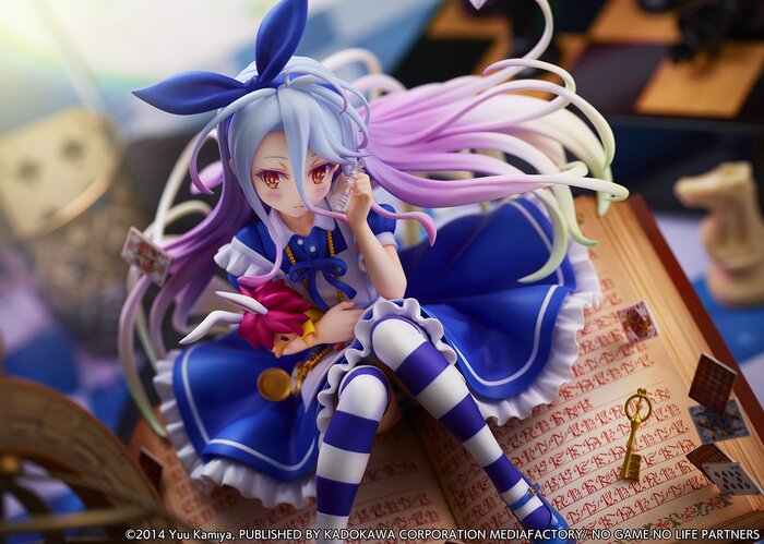 shiro alice in wonderland figure