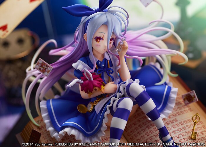shiro alice in wonderland figure