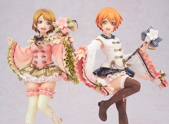figFIX Love Live! School Idol Festival Koizumi Hanayo cheerleader Figure JAPAN e