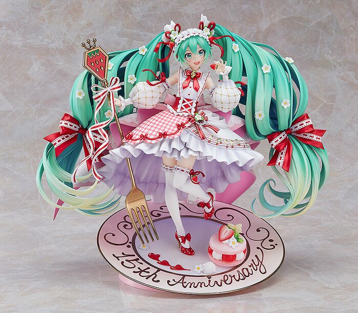 Hatsune Miku: 15th Anniversary Ver. 1/7 Scale Figure - Tokyo Otaku Mode ...