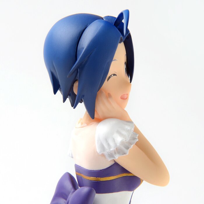 azusa miura figure