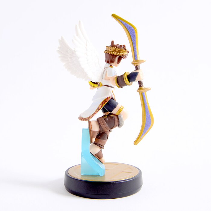 super smash bros pit amiibo