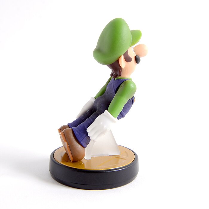 golden luigi amiibo