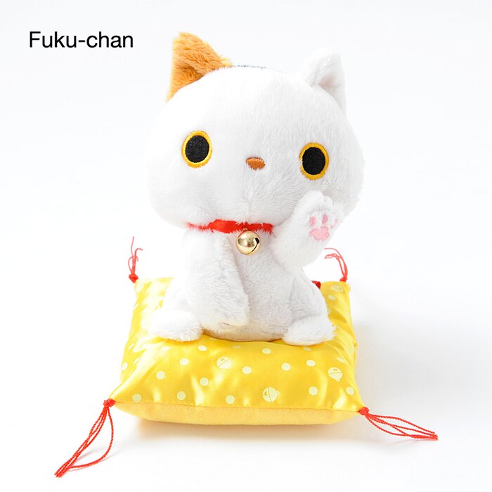 kutusita nyanko cat plush