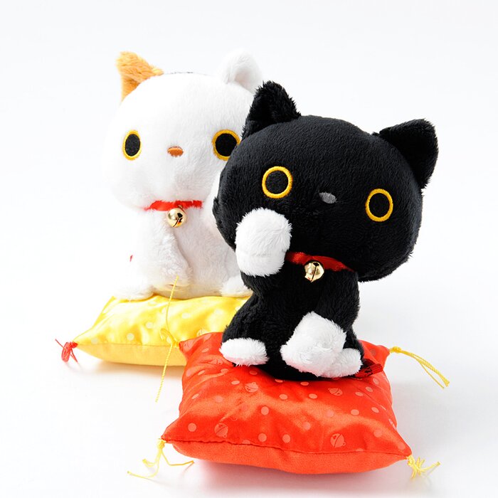 kutusita nyanko cat plush