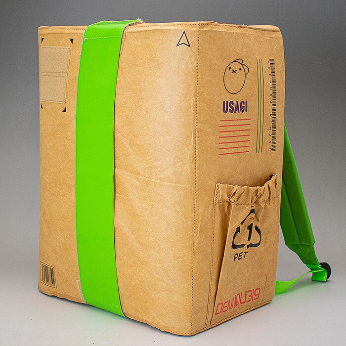 cardboard-box-design-backpack-based-on-an-original-design-by-sumito